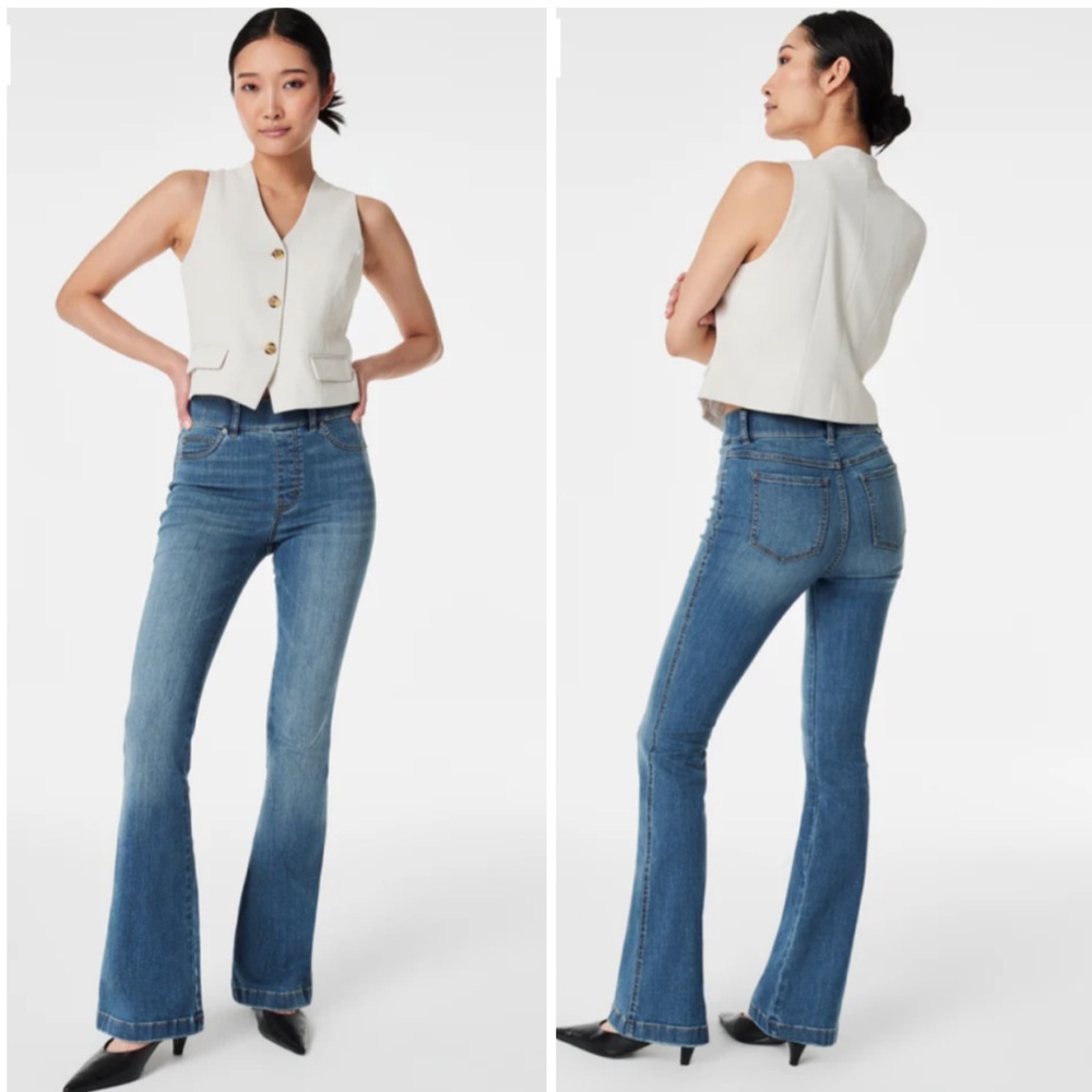 Spanx SPANXshape EveryWear Flare Jeans in Vintage Blue Size Small